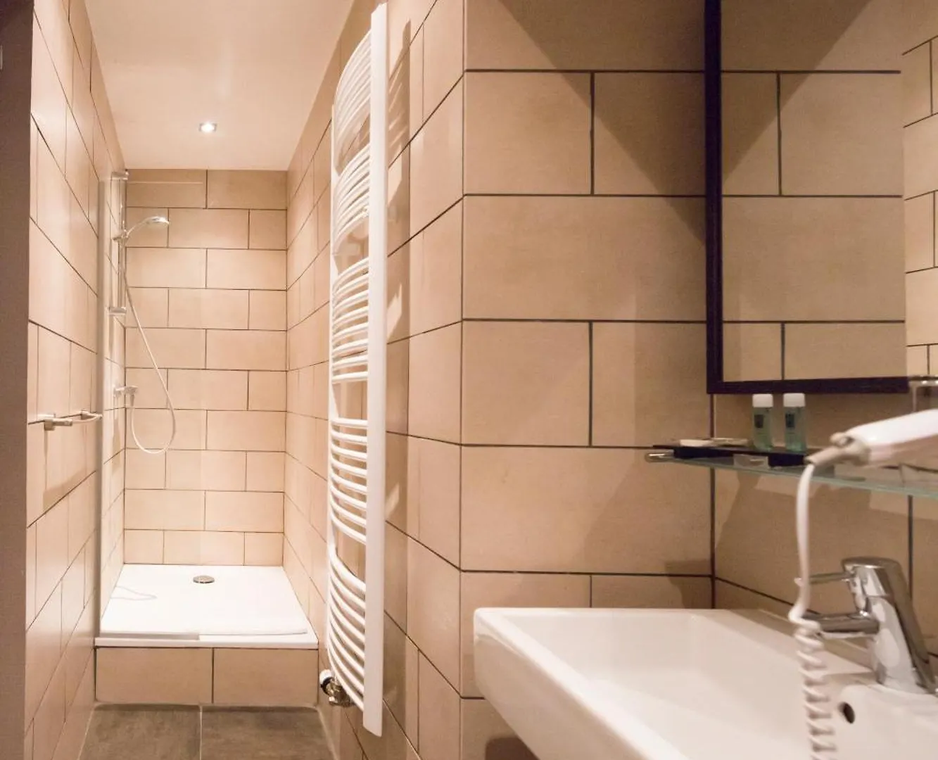 *** Hotel Auberge De Vianden Lussemburgo